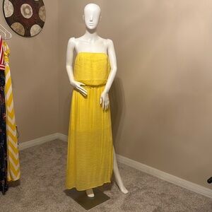 Beautiful strapless maxi dress